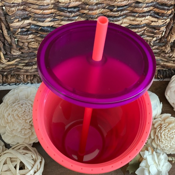 Brand New- 24oz Starbucks Hawaii Tumbler - Picture 5 of 6